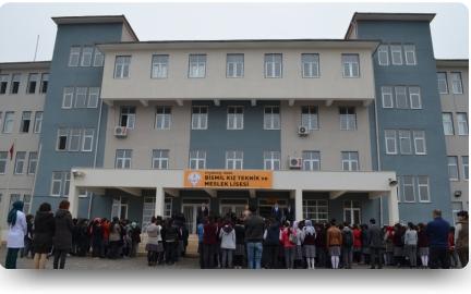 Bismil Mesleki ve Teknik Anadolu Lisesi Fotoğrafı